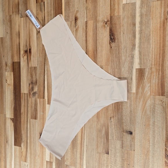 SKIMS Intimates & Sleepwear Skims Kim Kardashian Womens Xl Naked